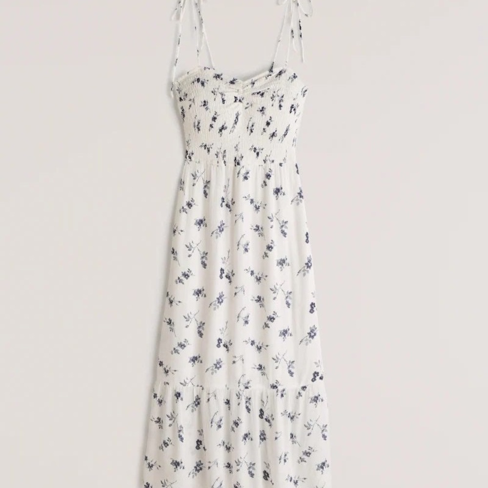 A&F Tier Smocked Midi Dress NWT Size Small